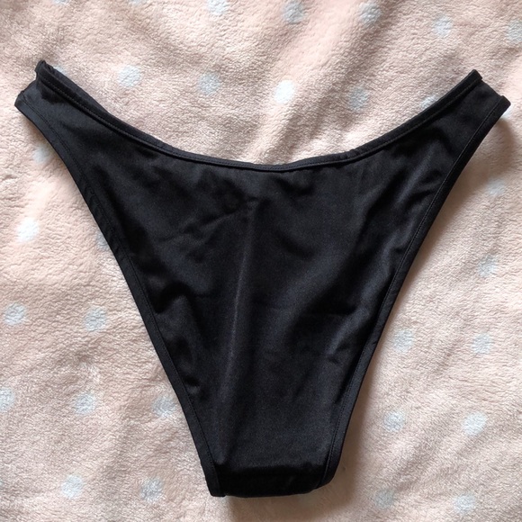 NWT Victoria’s Secret Pink Bikini Bottom 🖤 - Picture 4 of 4